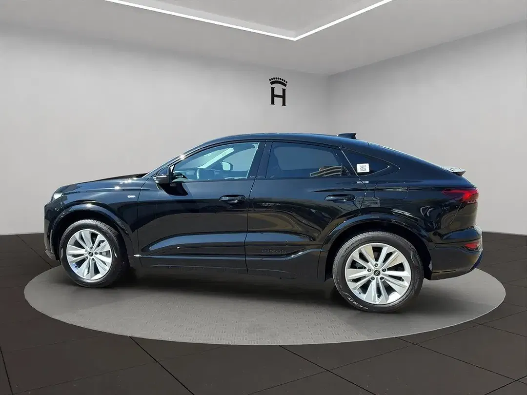 Audi Q6 e-tron performance Sportback S line - Thumbnail 4