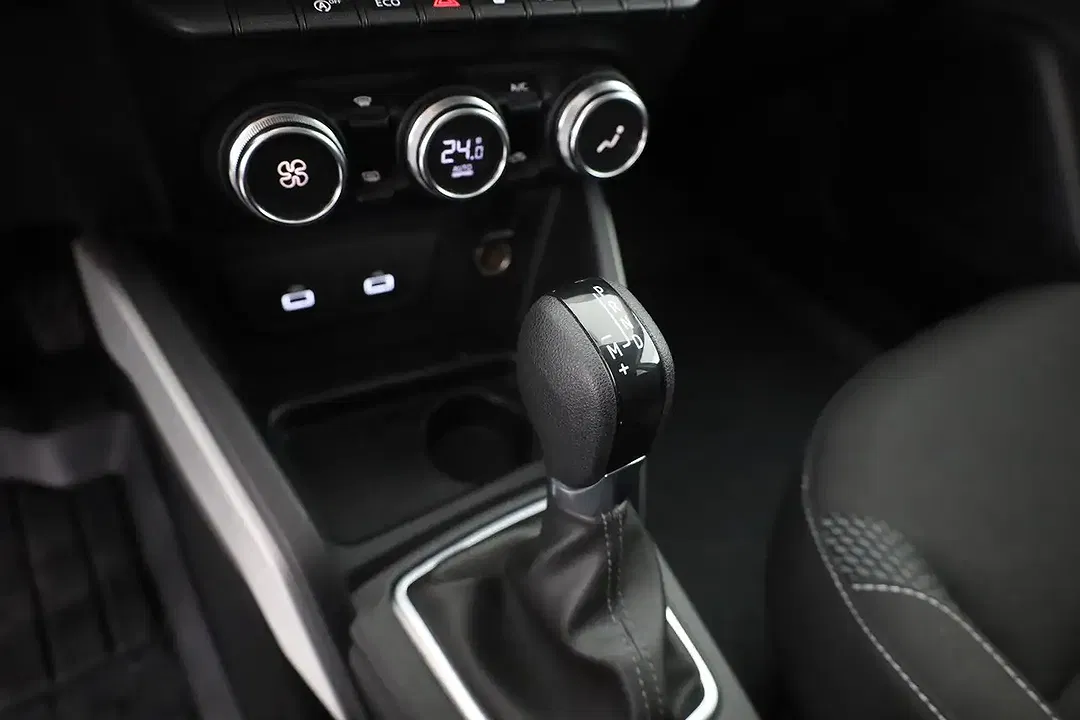 Dacia Duster 1.3 TCe EDC Prestige - Thumbnail 13