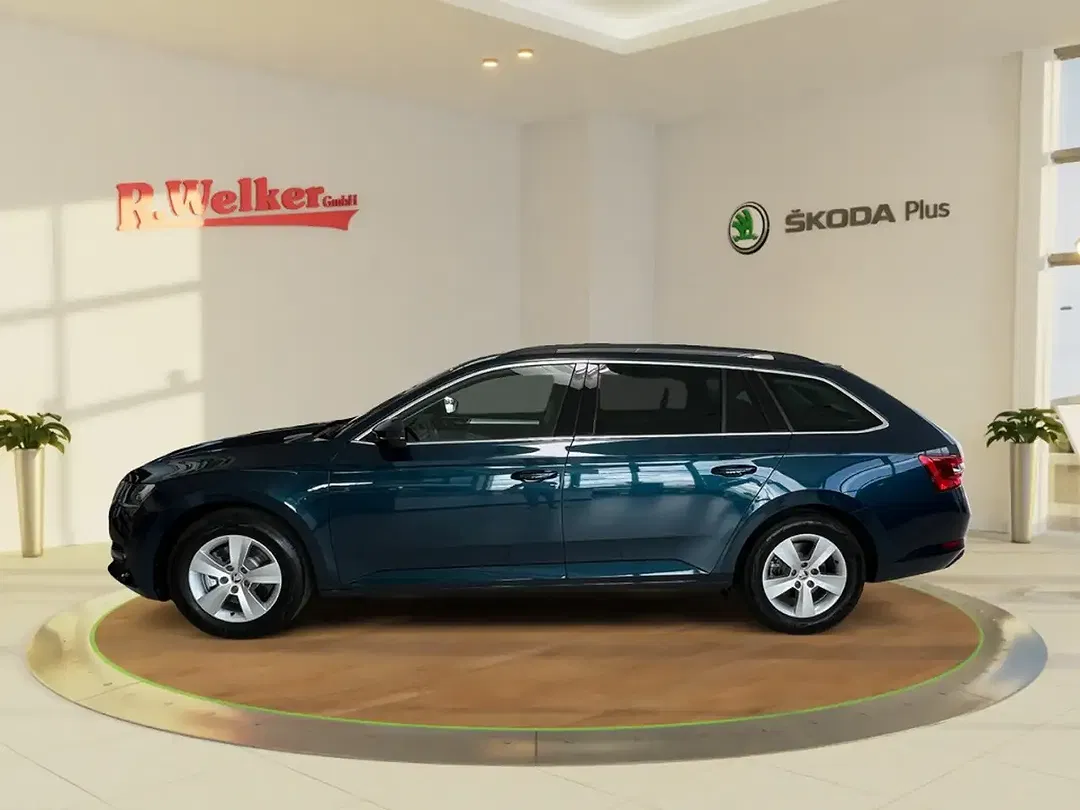 Skoda Superb 2.0 TDI Combi Ambition - Thumbnail 2