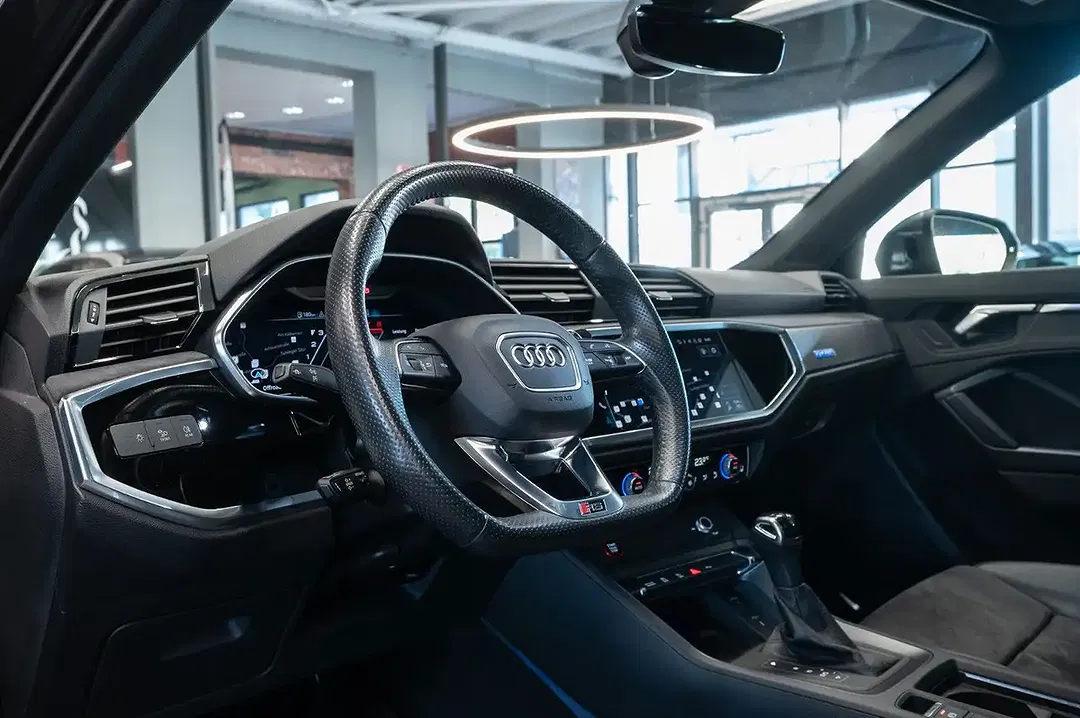 Audi RS Q3 2.5 TFSI - Thumbnail 11