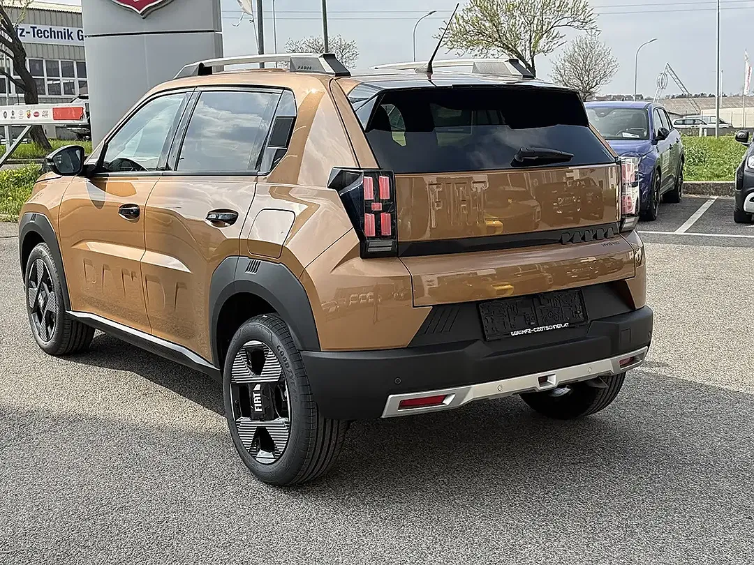 Fiat Grande Panda Hybrid MHEV La Prima - Thumbnail 3