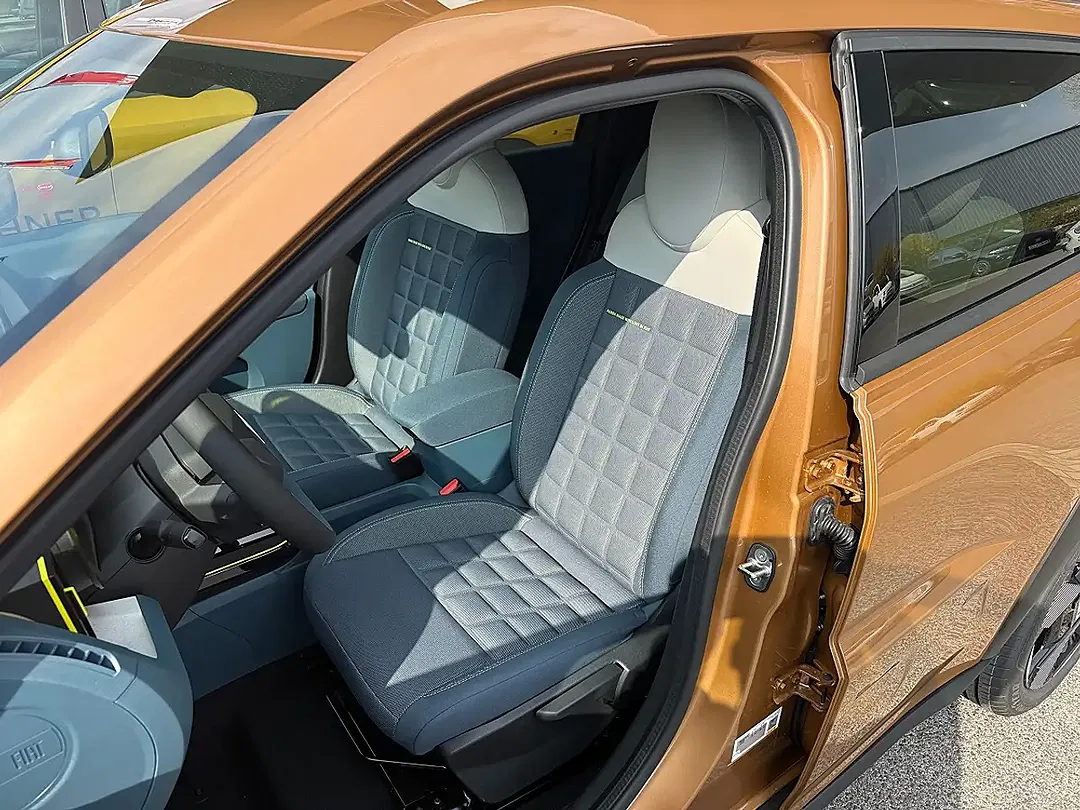 Fiat Grande Panda Hybrid MHEV La Prima - Thumbnail 9