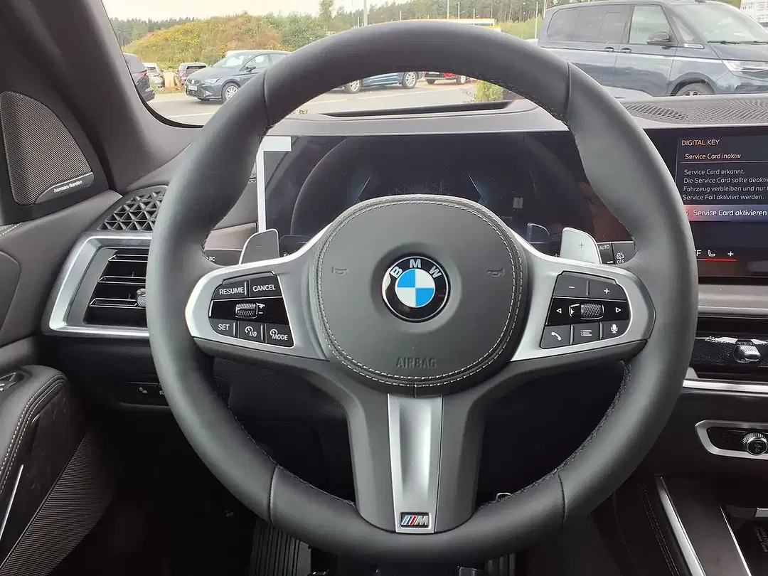 BMW X5 M - Thumbnail 10