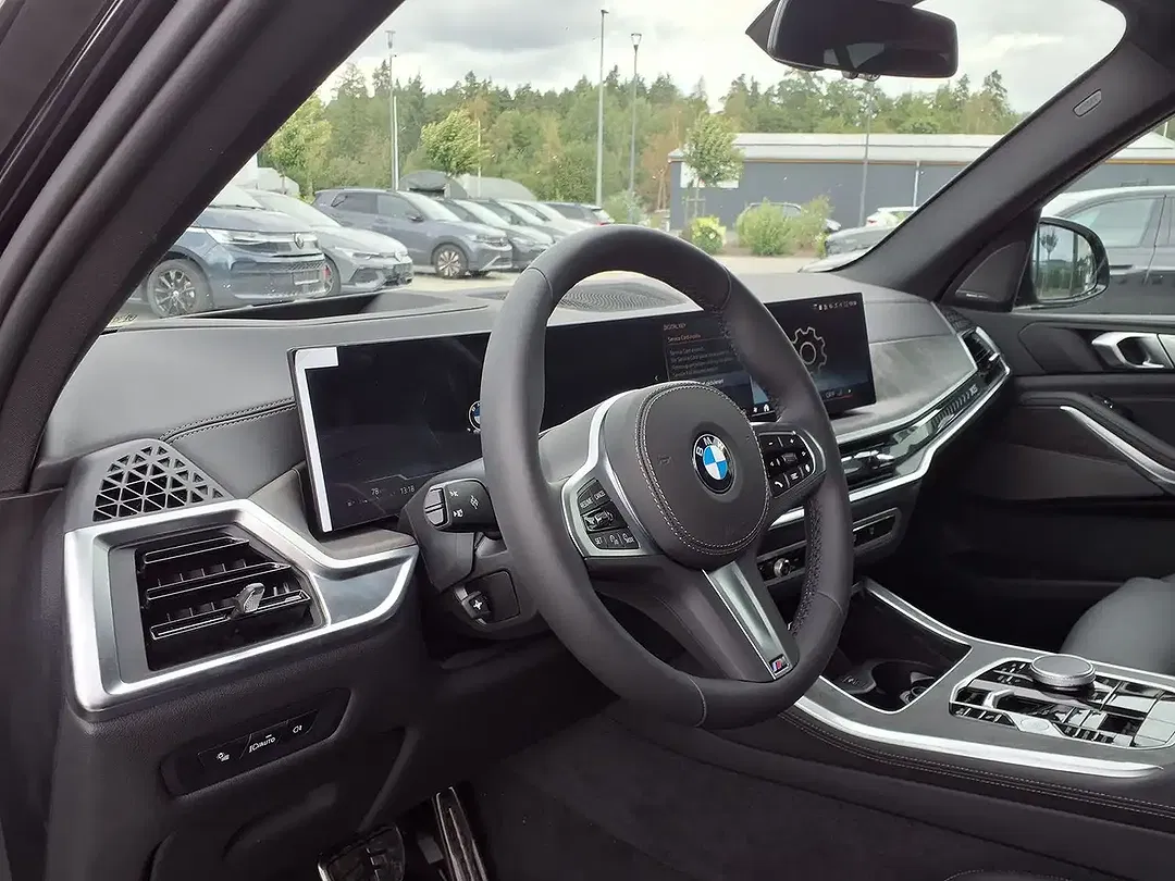 BMW X5 M - Thumbnail 6
