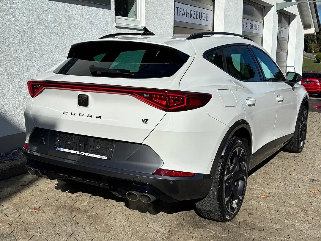 CUPRA Formentor TSI DSG 4x4 VZ2 - Thumbnail 4