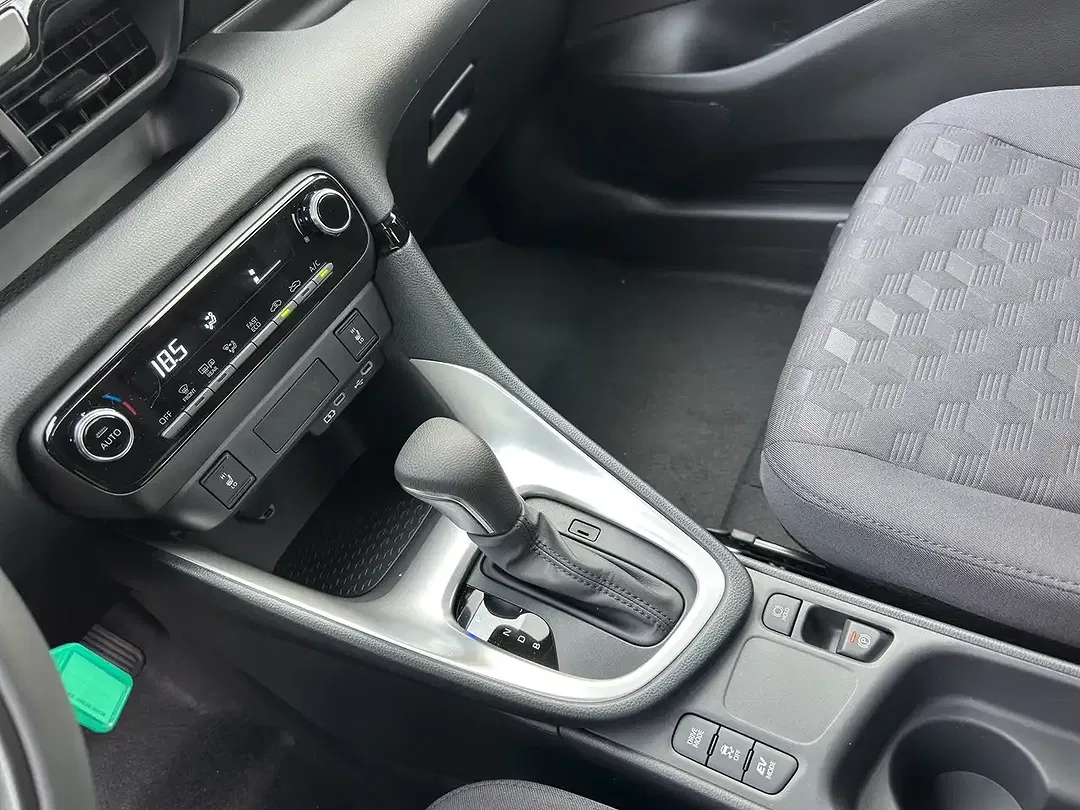 Mazda 2 VVT-i CVT Hybrid - Thumbnail 9