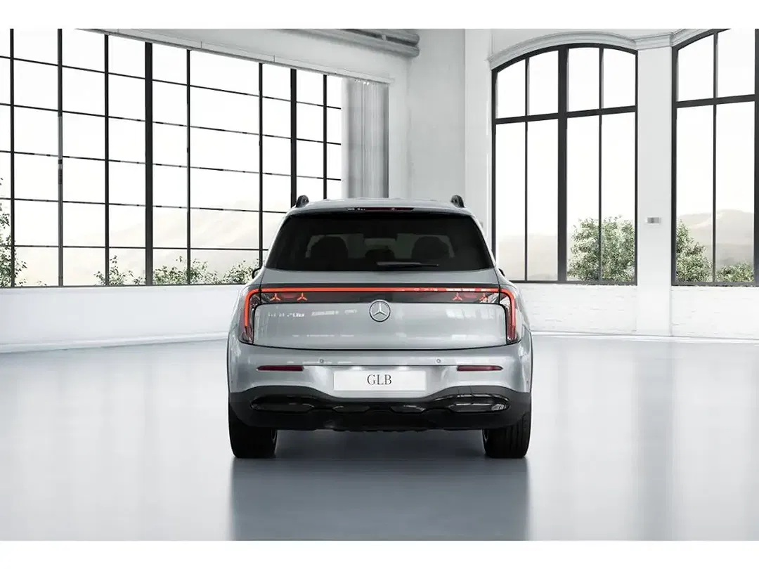 Mercedes-Benz GLB 200 Night Premium - Thumbnail 4