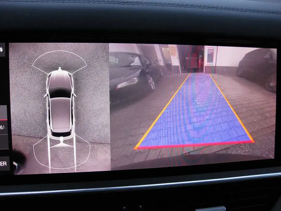 Porsche Cayenne - foto 2