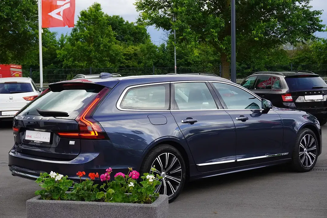 Volvo V90 2.0 PHEV AWD Inscription - Thumbnail 4