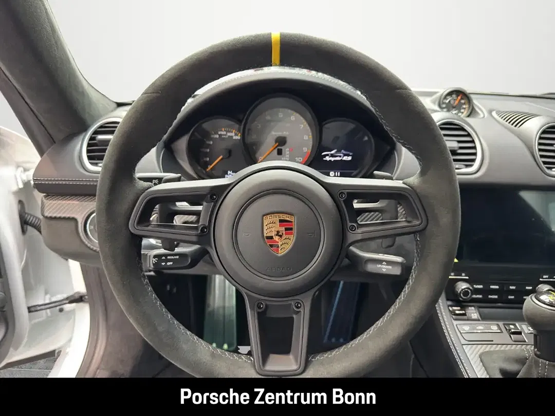 Porsche 718 Spyder RS - Thumbnail 10