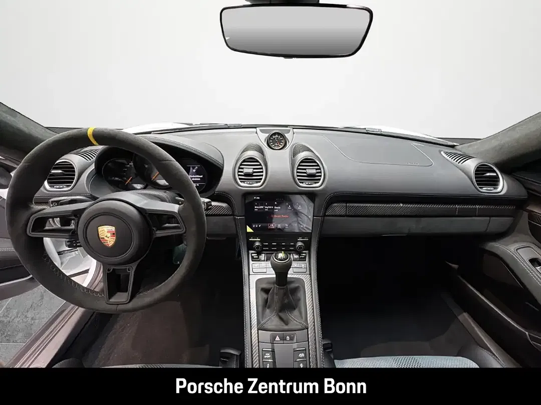 Porsche 718 Spyder RS - Thumbnail 14
