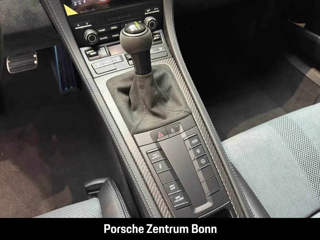 Porsche 718 Spyder RS - foto 15