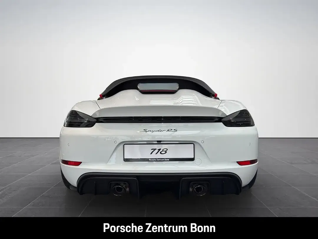 Porsche 718 Spyder RS - Thumbnail 6