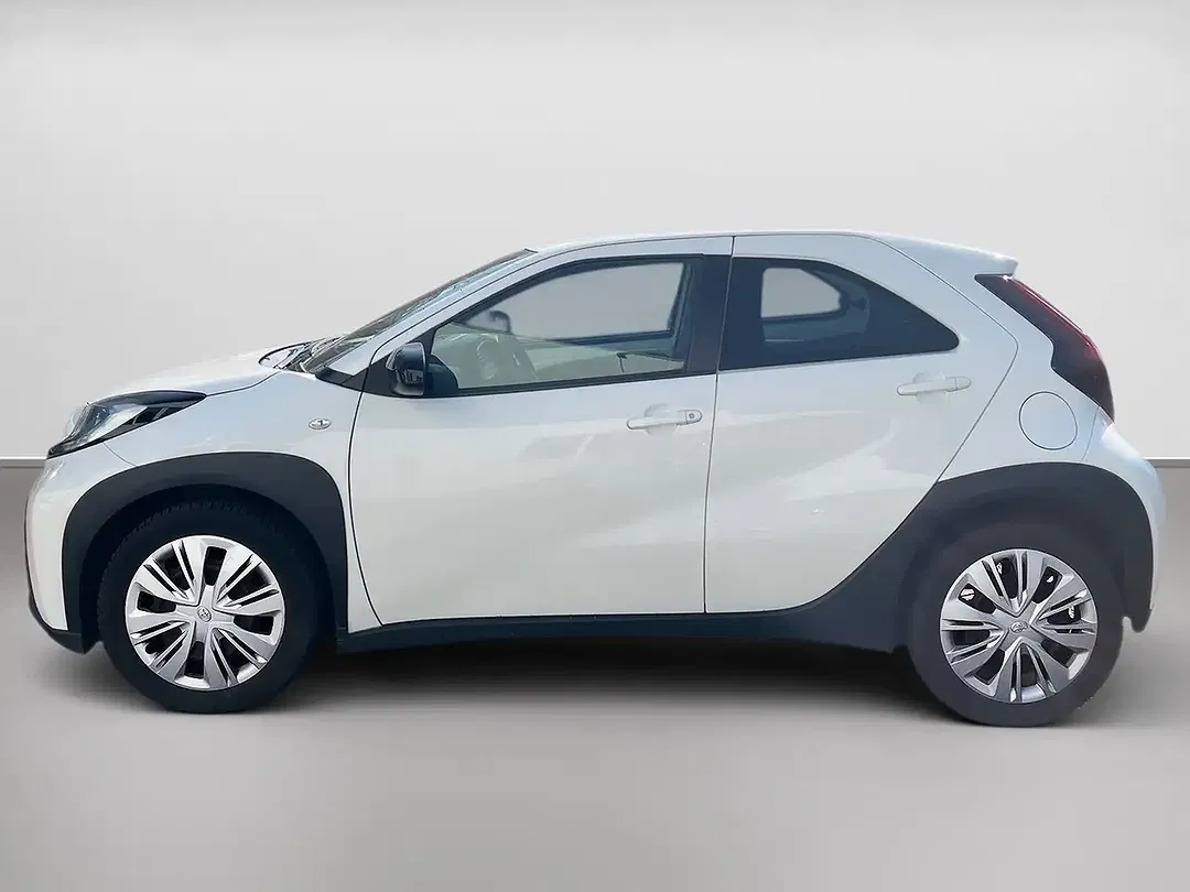 Toyota Aygo - Thumbnail 4