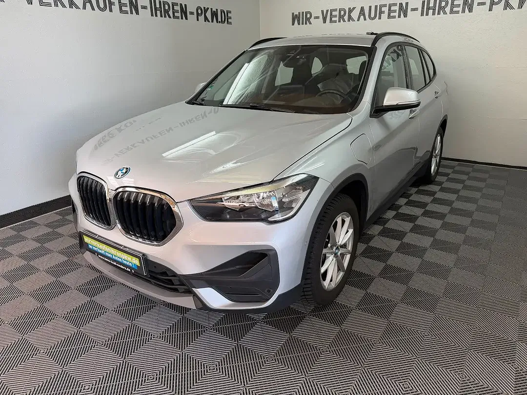 BMW X1 Hybrid xDrive Advantage - Thumbnail 4