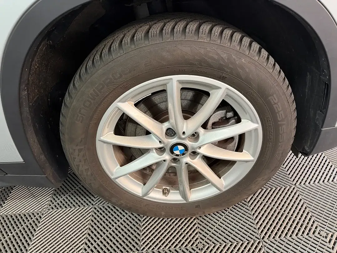 BMW X1 Hybrid xDrive Advantage - Thumbnail 5