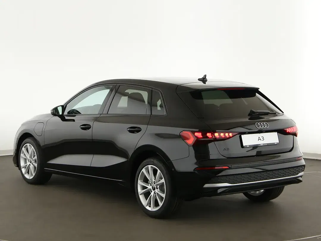 Audi A3 Hybrid TFSI e S tronic Sportback - Thumbnail 5