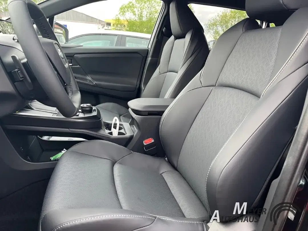 Subaru Solterra AWD Comfort - Thumbnail 12