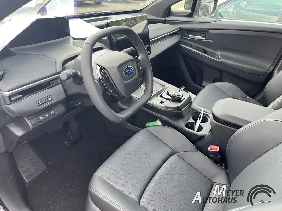 Subaru Solterra AWD Comfort - Thumbnail 13