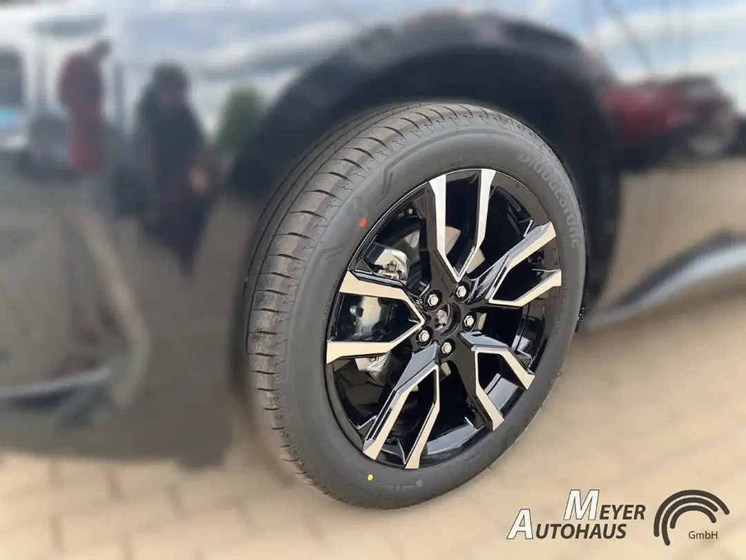Subaru Solterra AWD Comfort - Thumbnail 5