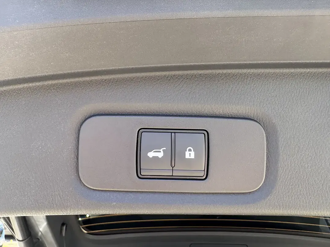 Nissan Qashqai 1.3 DIG-T Xtronic - Thumbnail 8