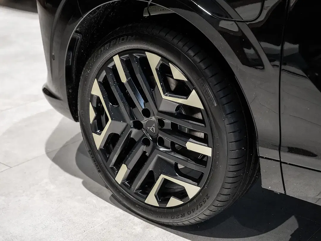 CUPRA Terramar 1.5 VZ DCC Tribe Edition - Thumbnail 5