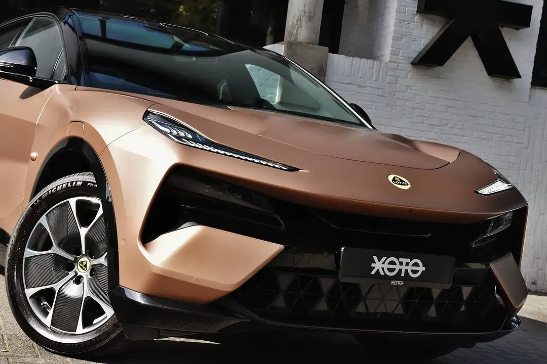 Lotus Eletre 4x4 EDS - Thumbnail 10