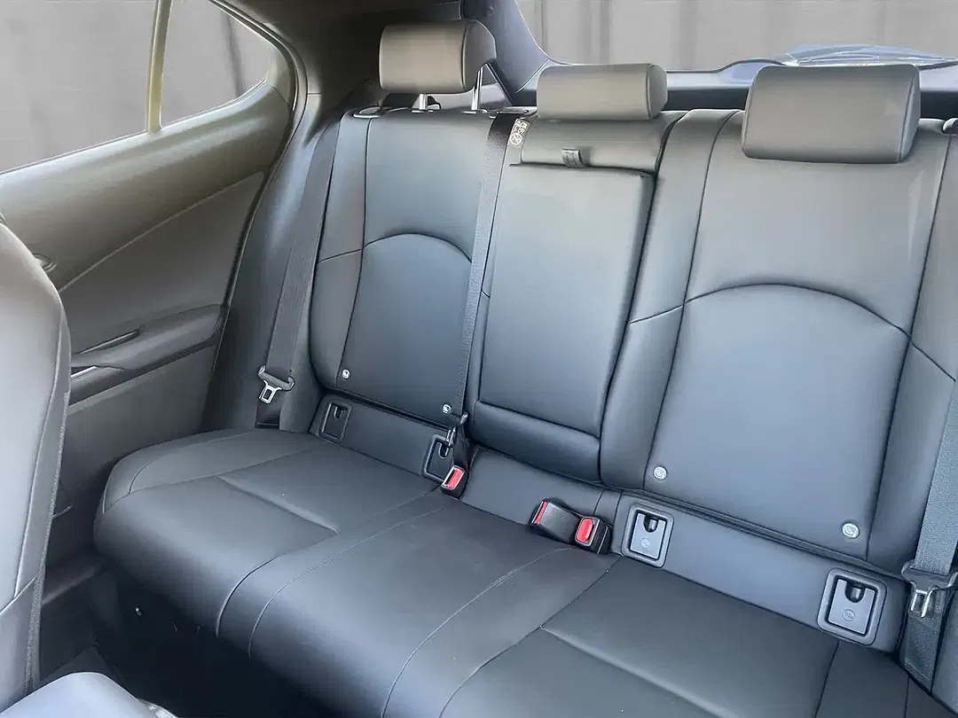 Lexus UX 300h F SPORT Design - Thumbnail 6