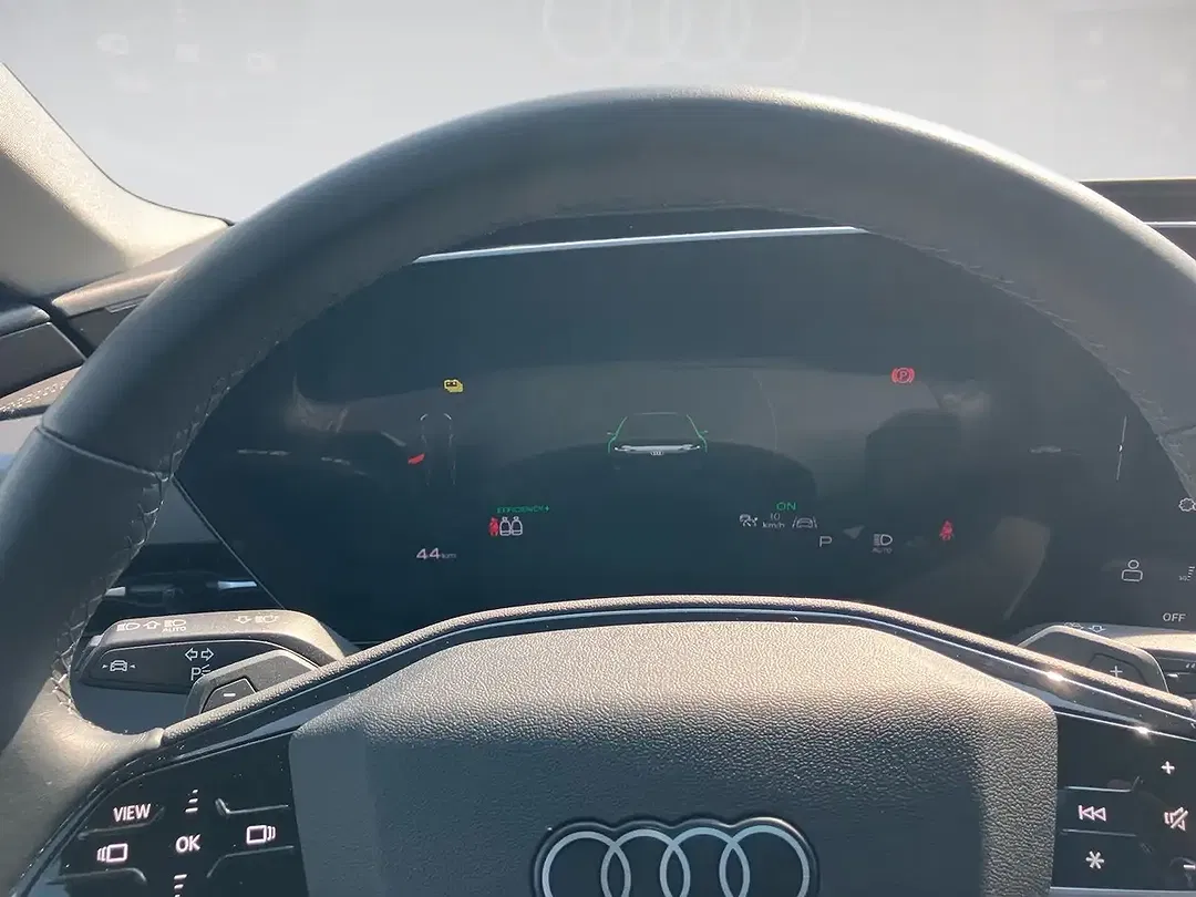 Audi A6 e-tron Avant - Thumbnail 12