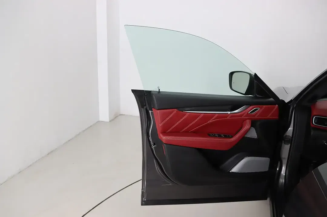 Maserati Levante GTS - Thumbnail 21