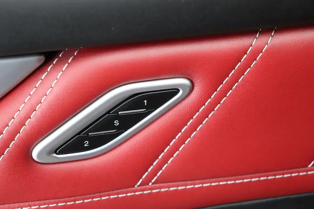 Maserati Levante GTS - Thumbnail 23