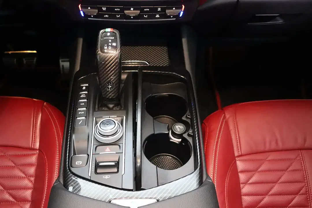 Maserati Levante GTS - Thumbnail 39