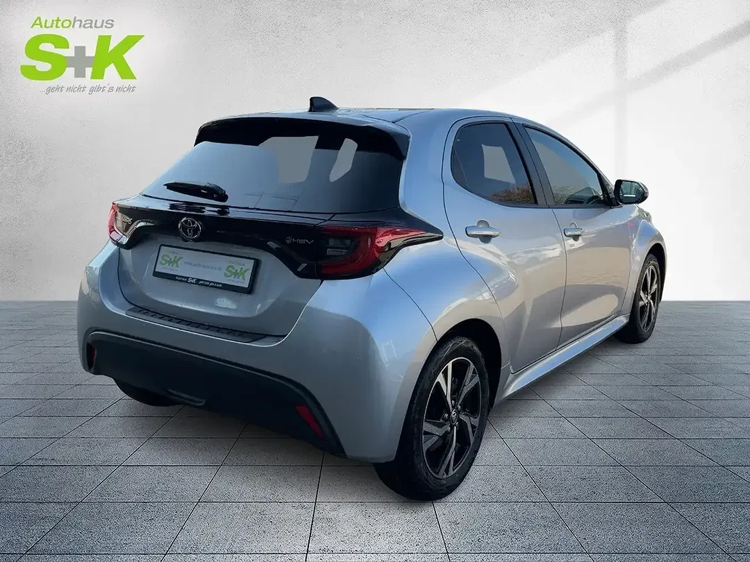 Toyota Yaris Teamplayer - Thumbnail 4