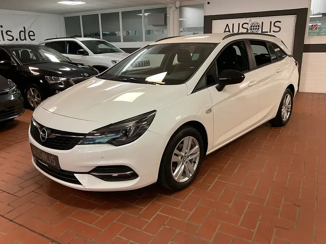 Opel Astra - foto 1