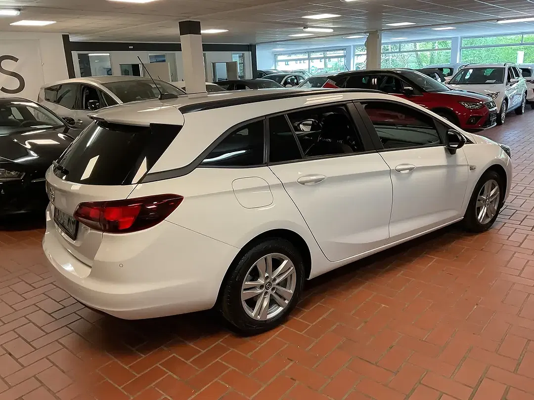 Opel Astra - Thumbnail 10