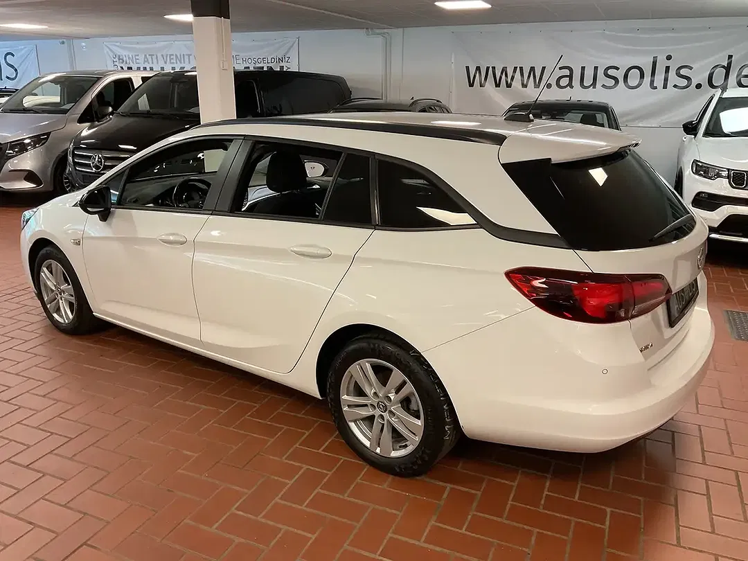 Opel Astra - Thumbnail 5