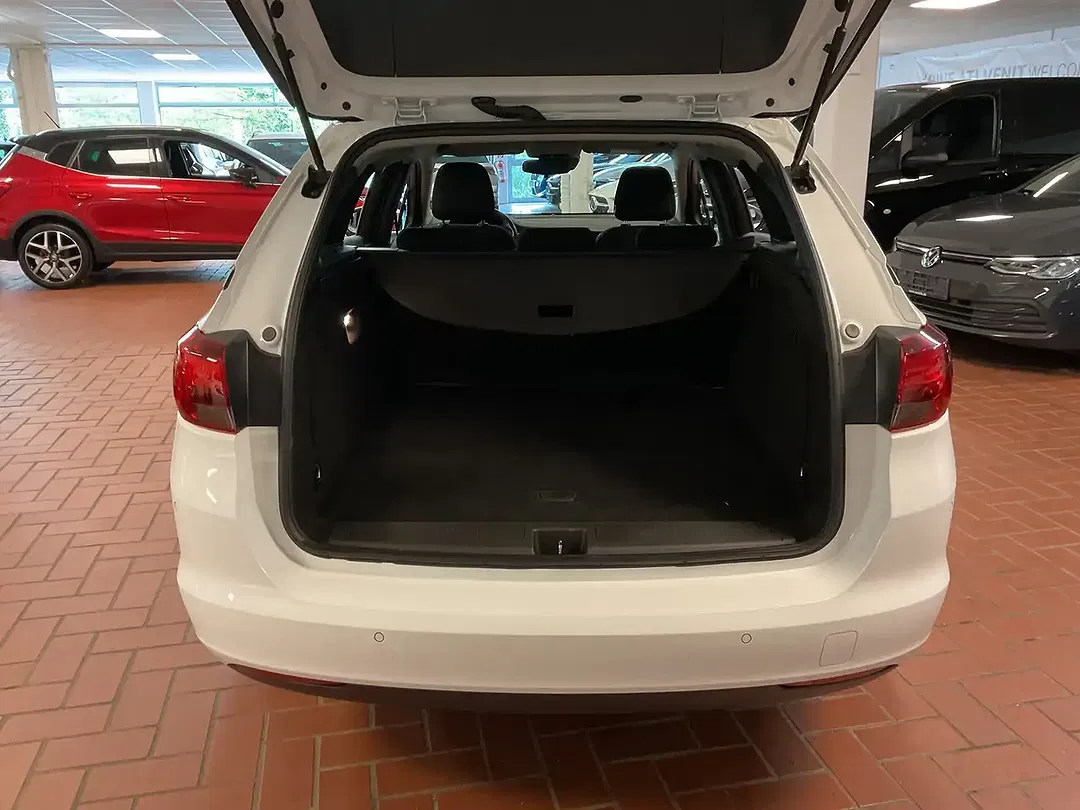 Opel Astra - Thumbnail 7