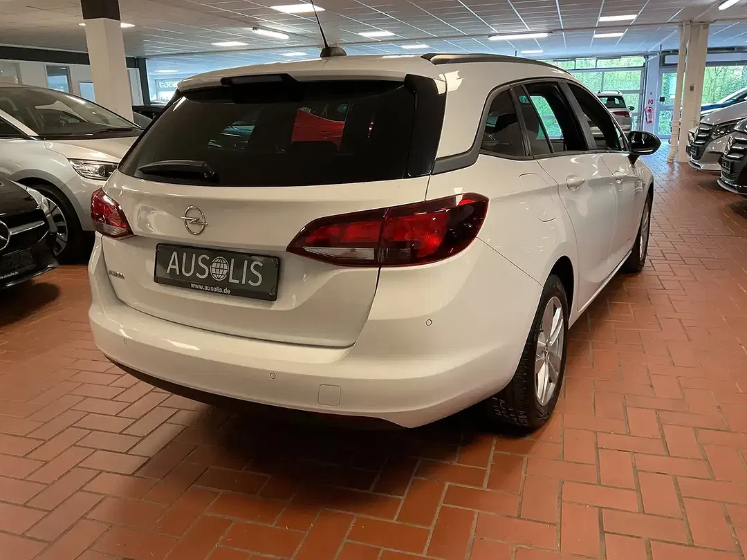 Opel Astra - Thumbnail 9