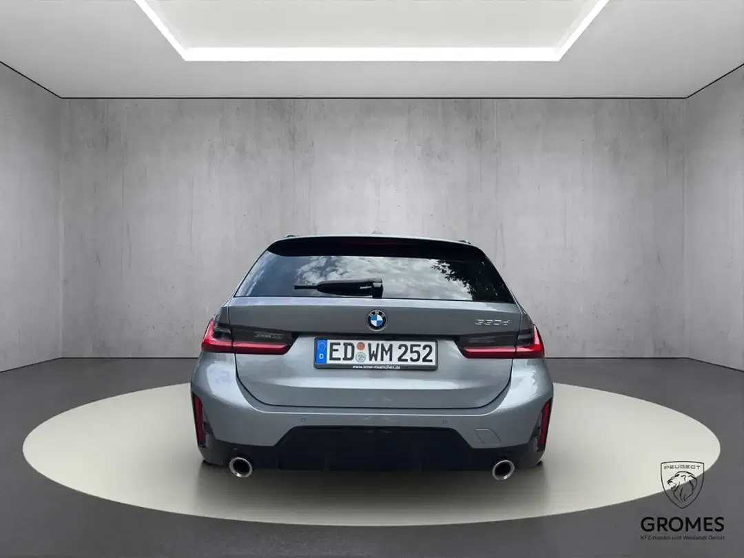 BMW 330 MHEV M Sport Touring - Thumbnail 4