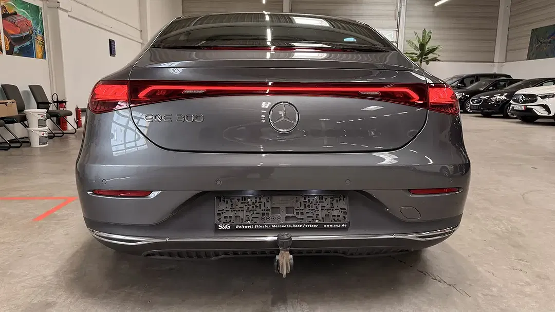 Mercedes-Benz EQE 300 Burmester - Thumbnail 3
