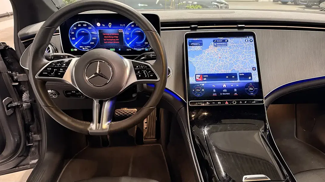Mercedes-Benz EQE 300 Burmester - Thumbnail 5