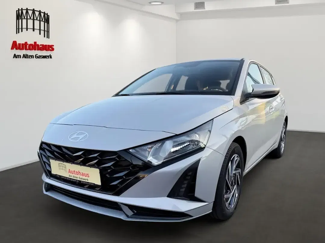 Hyundai i20 - foto 1