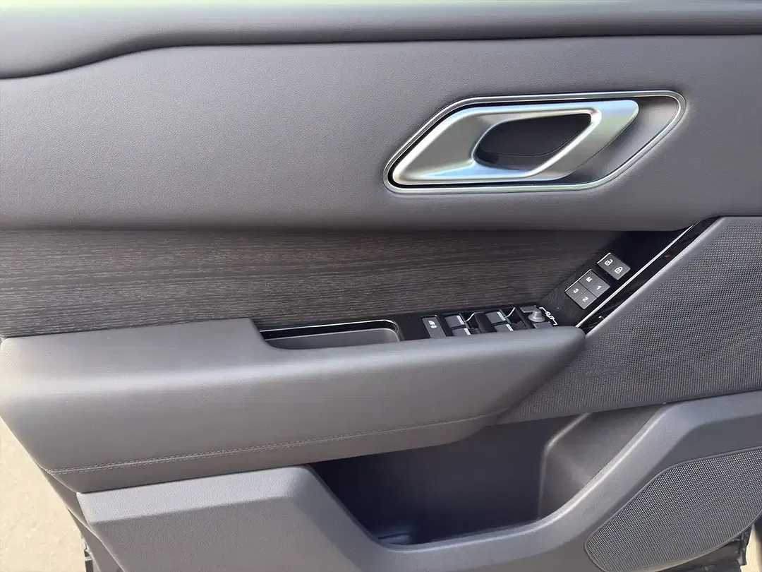 Land Rover Range Rover Velar D300 Autobiography - Thumbnail 12