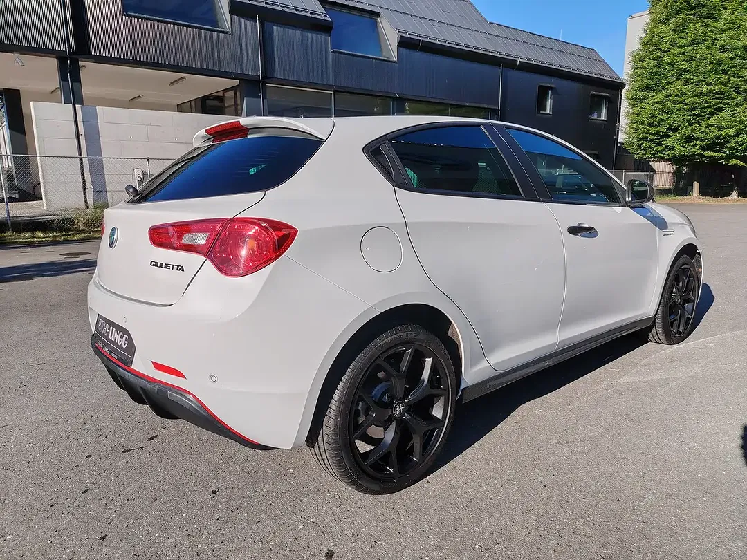 Alfa Romeo Giulietta 1.4 Turbo B-Tech - Thumbnail 5