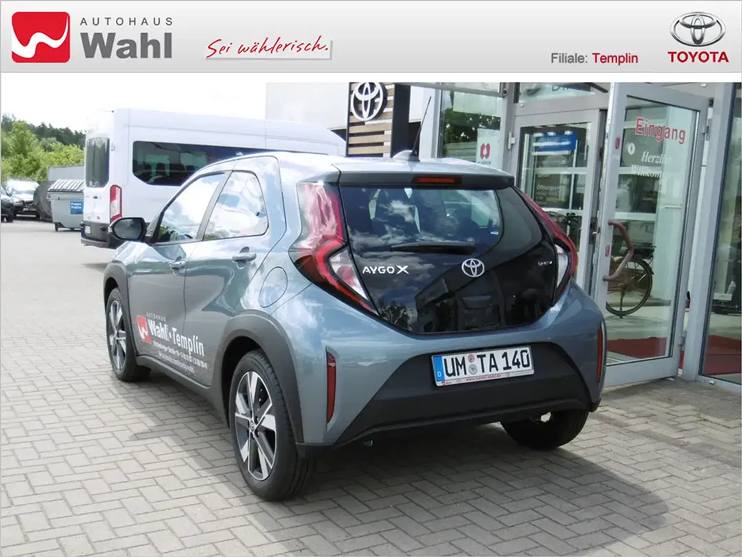 Toyota Aygo X 1.5 Hybrid Active - Thumbnail 3