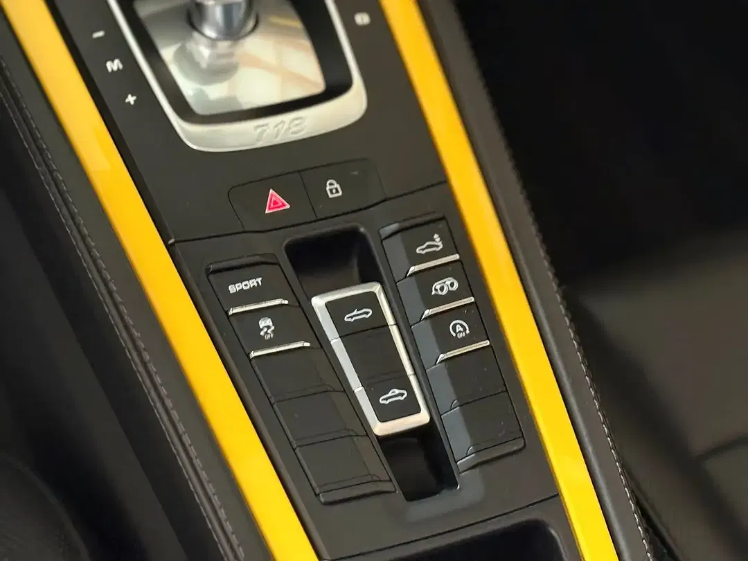 Porsche Boxster PDK - Thumbnail 11