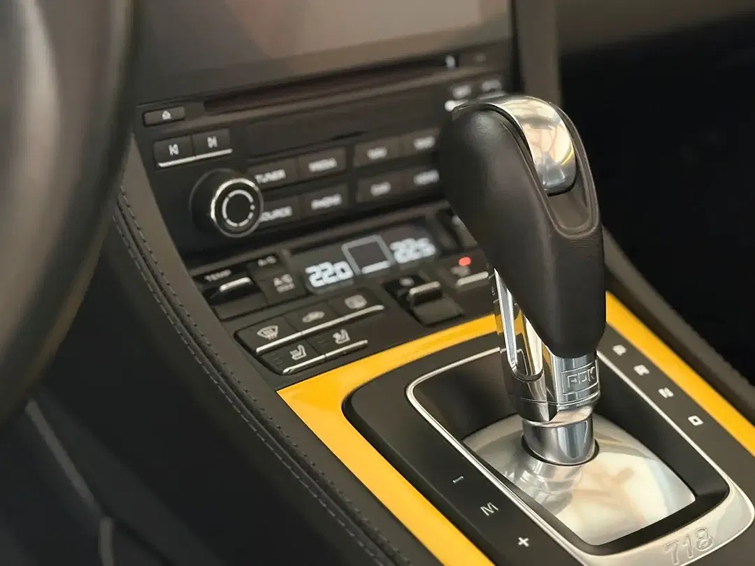 Porsche Boxster PDK - Thumbnail 12