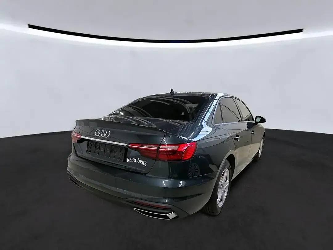 Audi A4 35 TDI Base - Thumbnail 3
