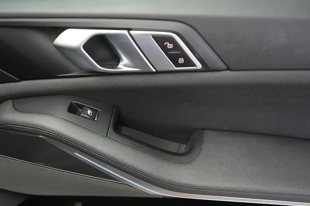 BMW X5 xDrive - Thumbnail 25