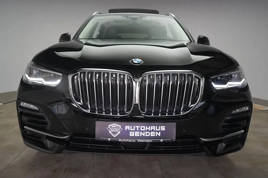 BMW X5 xDrive - Thumbnail 3